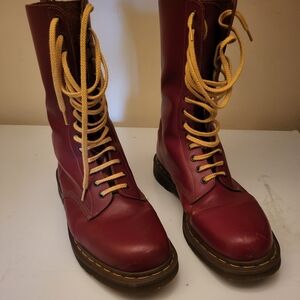 Vintage Dr Martens 1914 Boots